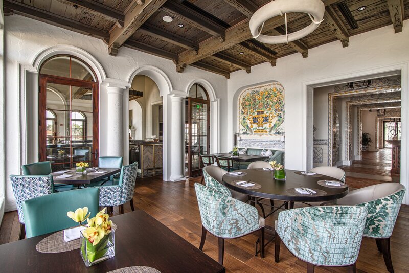 P+L Old Palm - 6Hero Interior Dining near Bar