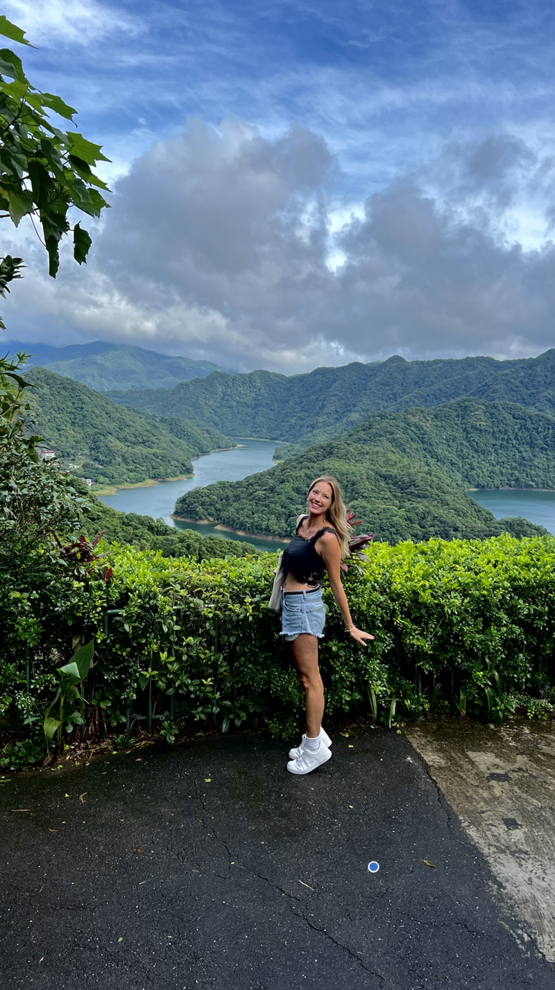 how to travel solo as a woman