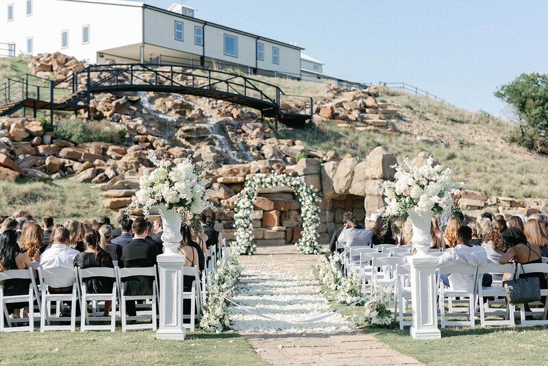 floral lined wedding aisle in Dallas Texas
