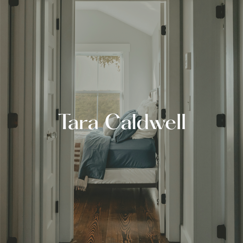 Tara Caldwell mockups-04