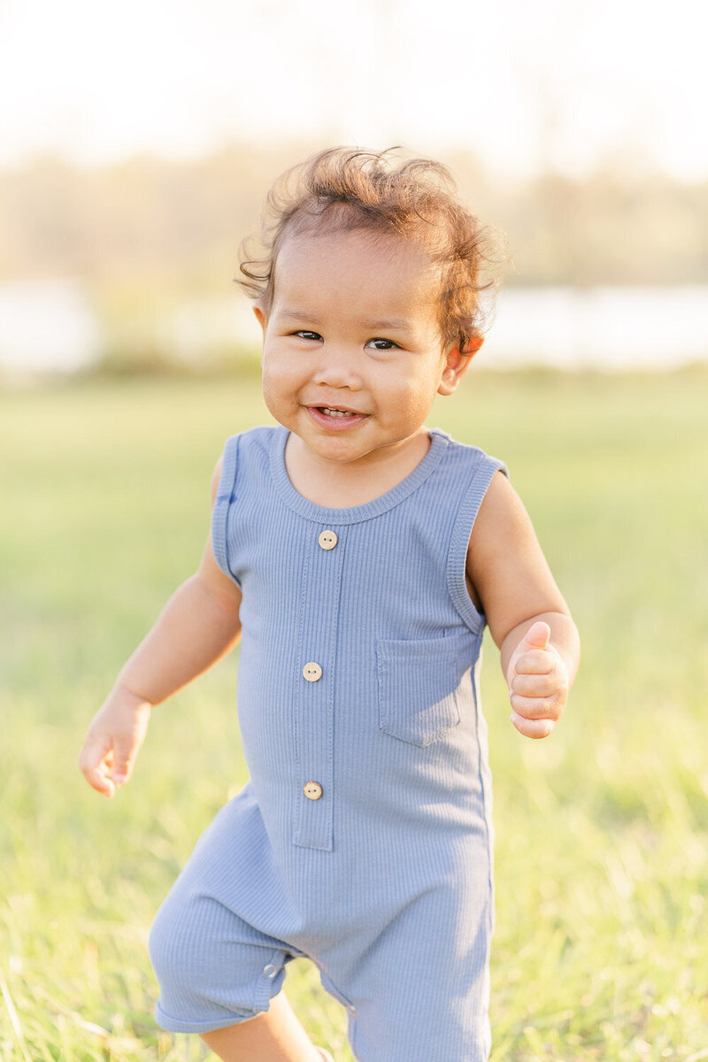 toddler walking during Leesburg, VA spring minis