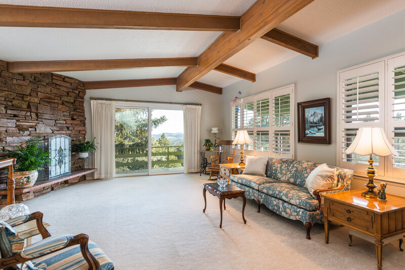 2876 S Hiwan Family Room