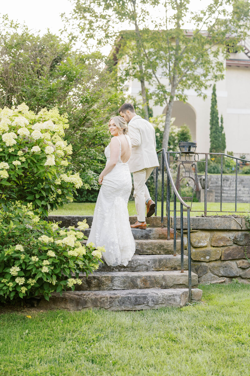 Aldworth-Manor-Harrisville-New-Hampshire-Film-Tuscany-Wedding-Photographer