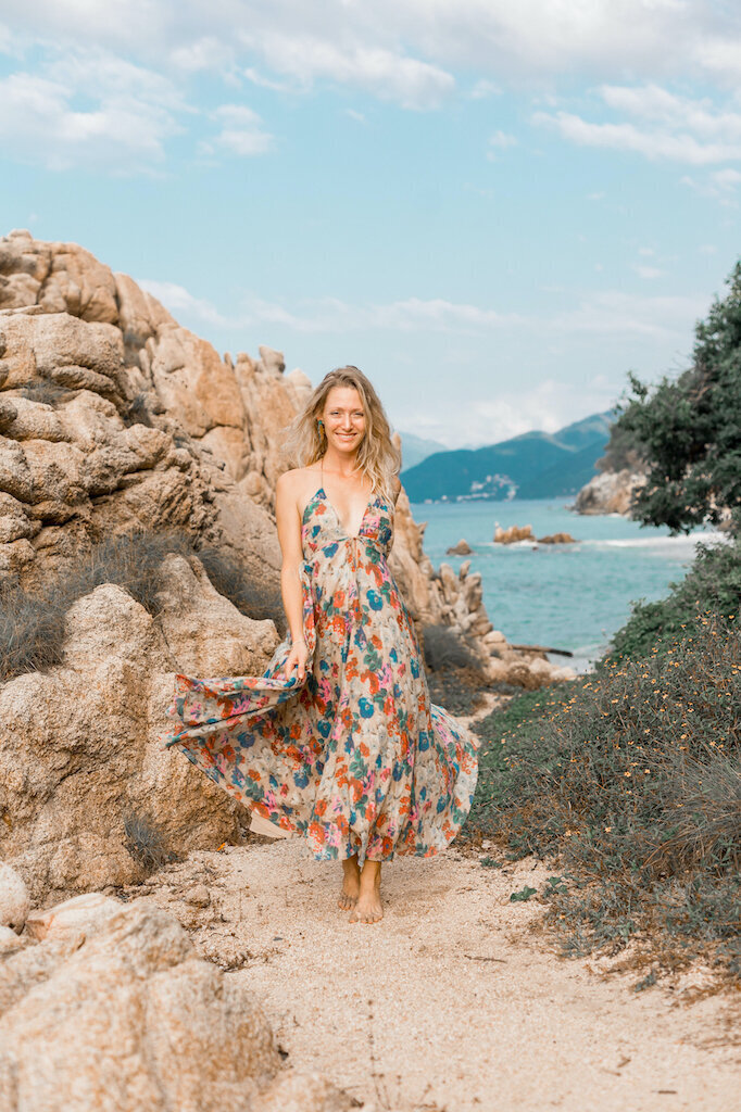 Lara Wharton, a dedicated meditation and Yoga Nidra guide with 18 years of personal yogic practice, sharing deep presence and inner stillness through guided sessions in Sayulita.