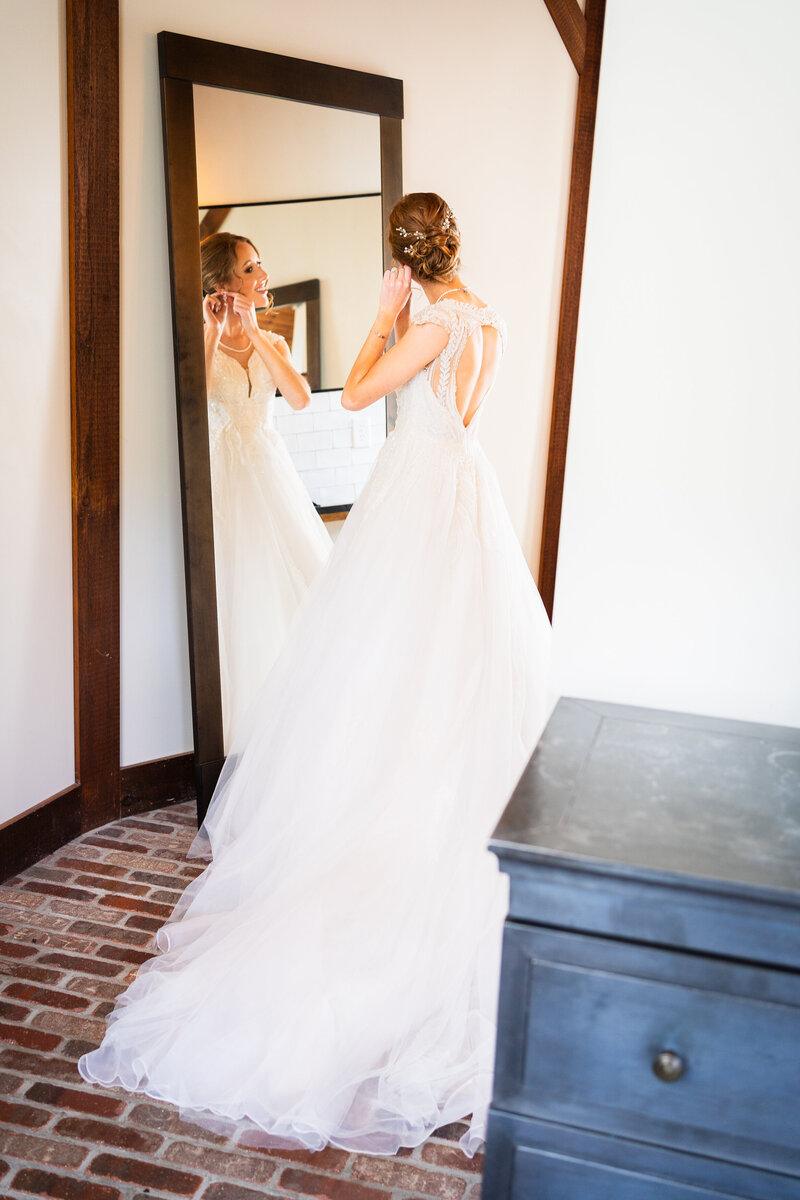 bloom-meadows-berkshire-wedding-photography-17