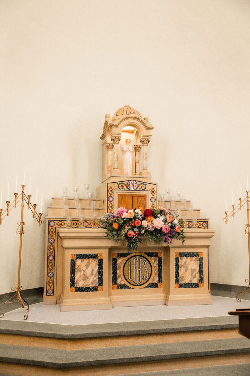 chapel-altar-1