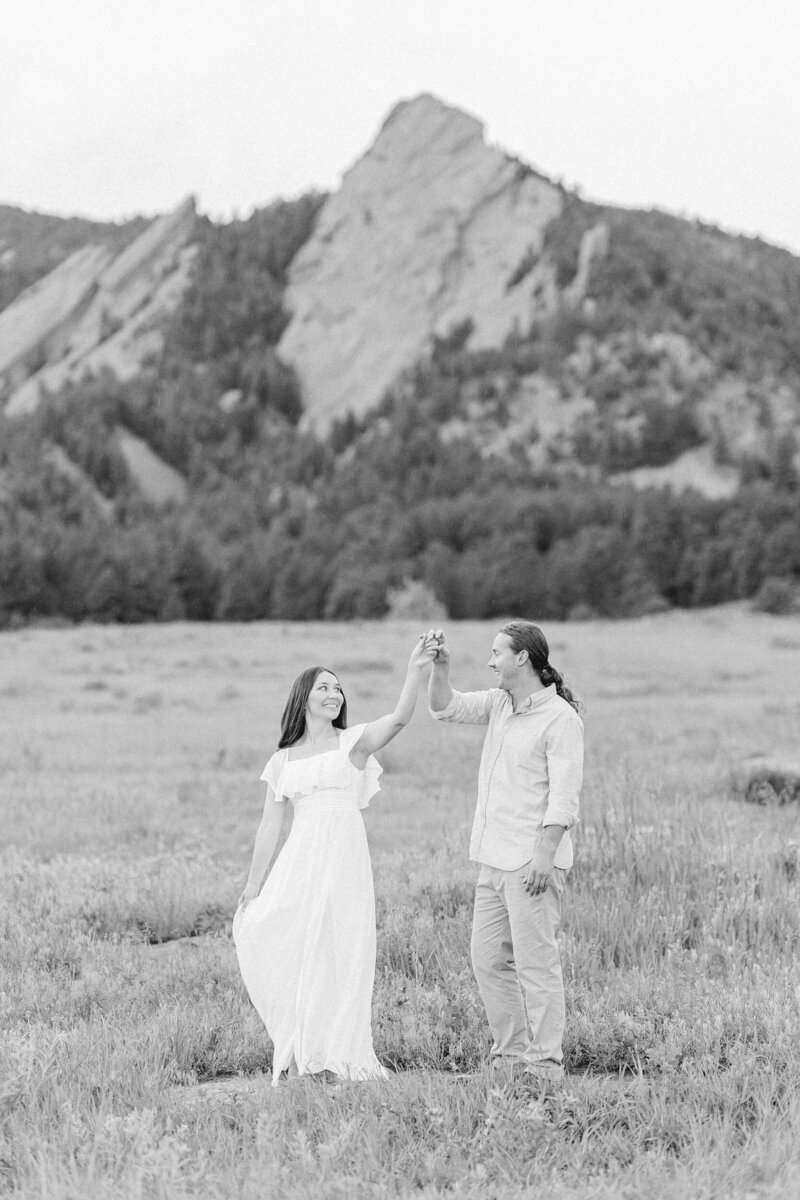 Light-and-Airy-Boulder-Wedding-Photographer-11