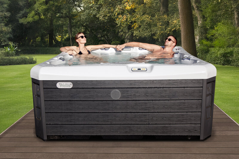 wellis-lima-life-hot-tub-coeur-d-alene
