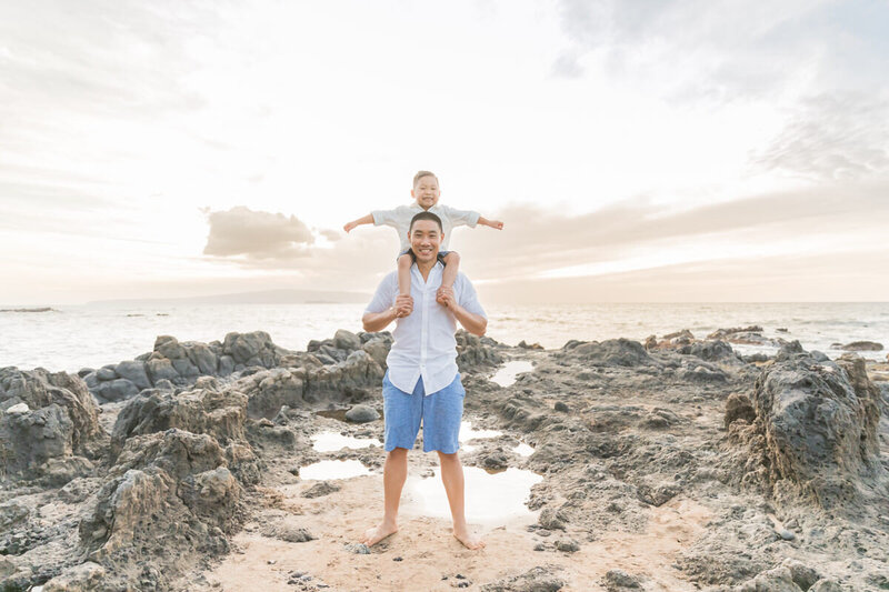 Here are the main questions asked by our family photographers in Maui, Hawaii.