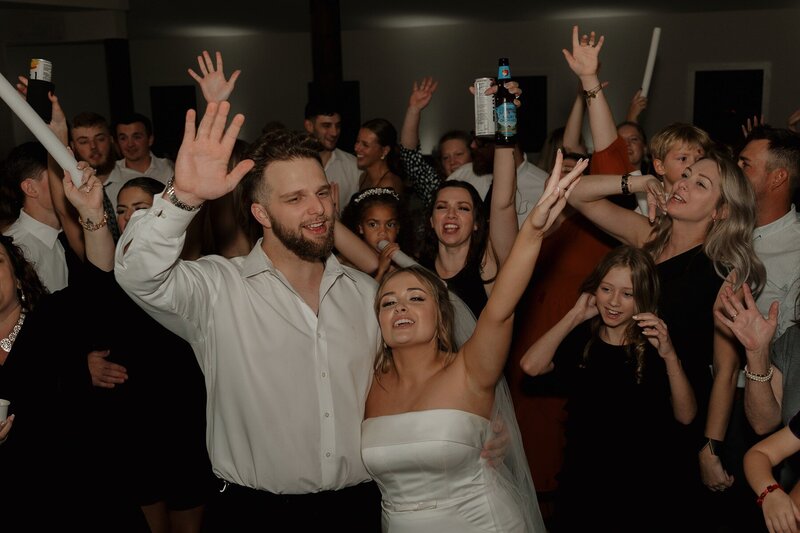 north-carolina-wedding-photographer-stephanie-small-weddings-00006