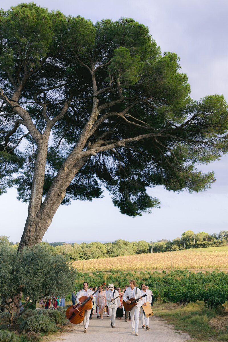 wedding sorgues vaucluse photographer victoria le petit-64