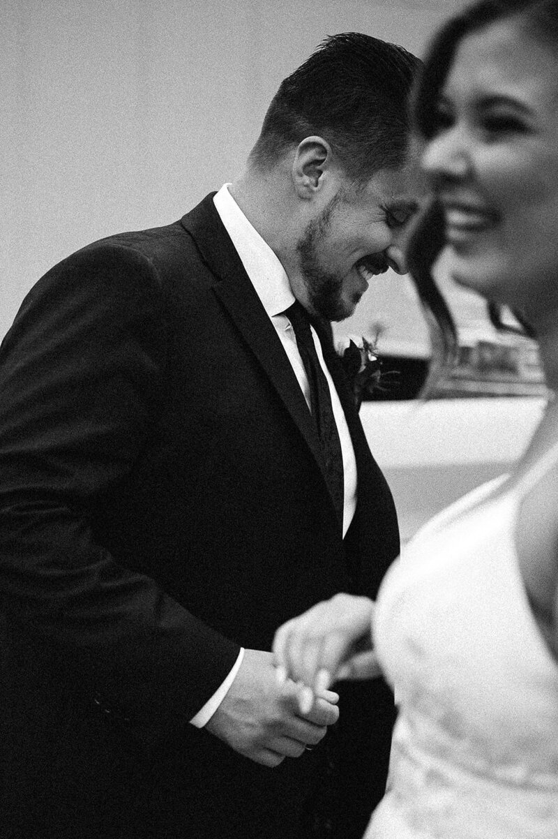 Warehouse 109 Illinois wedding photographerTamesvary_Bride&Groom_1010