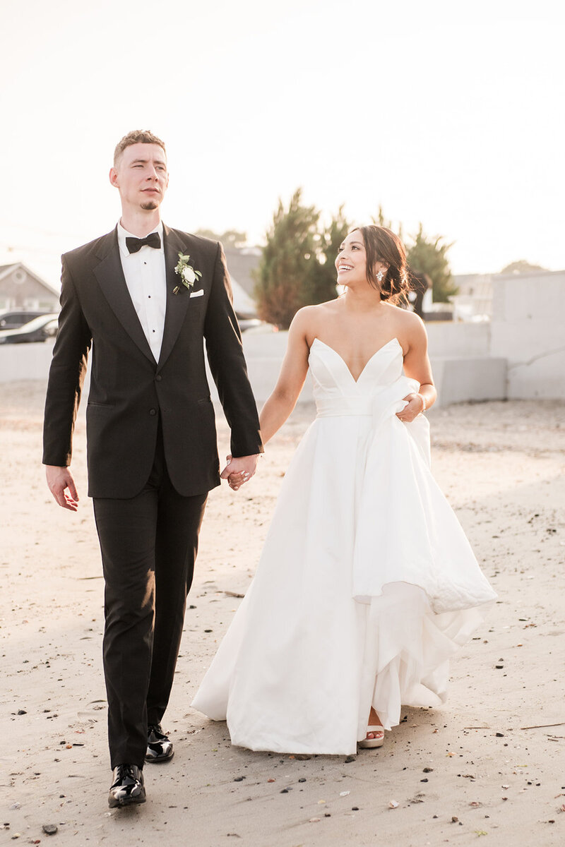 Tyde at Walnut Beach Romantic and Timeless Summer Wedding