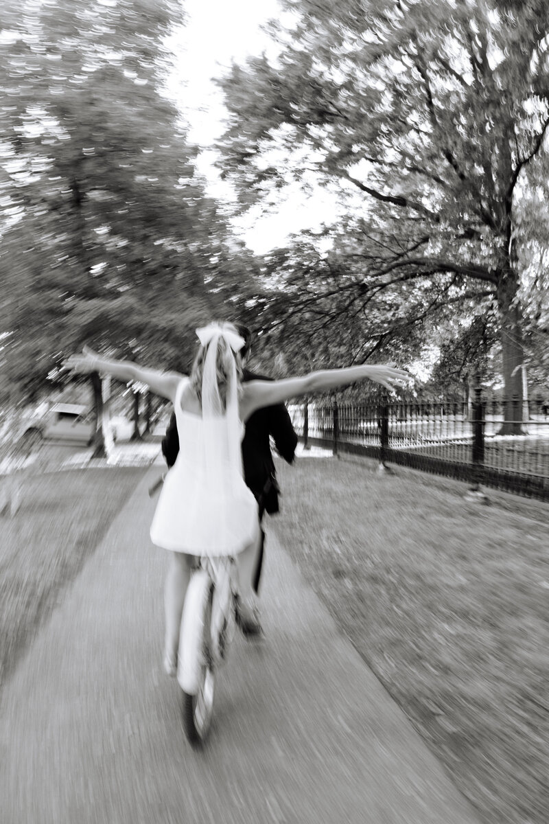 Lafayette Square Engagement Photos St Louis Wedding Photographer-58