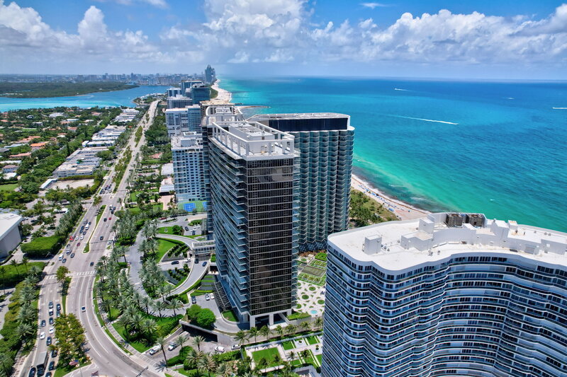 Bird’s-eye view of the St. Regis Bal Harbour Center Tower, showcasing luxury oceanfront residences and PH-888’s location.