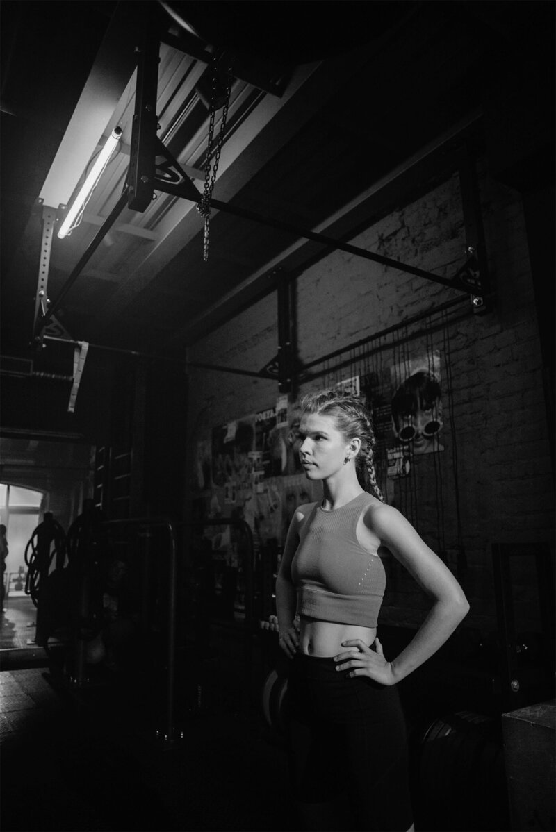 girl working out