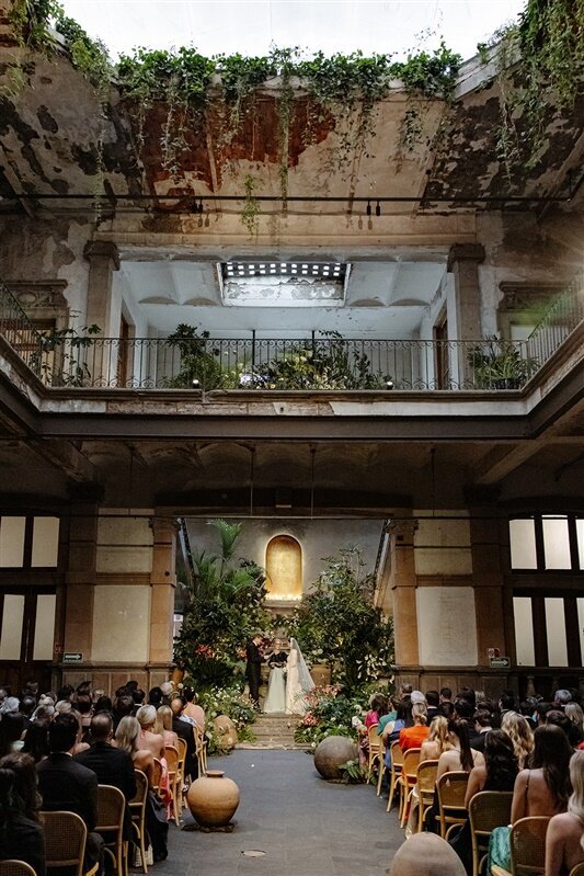 Wedding ceremony indoors at General Prim in Mexico City