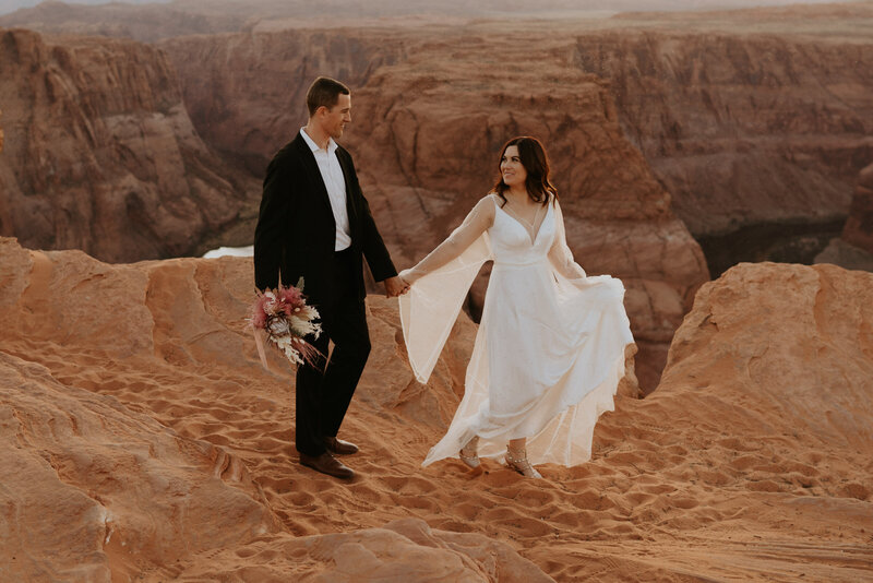 Horseshoe Bend Elopement