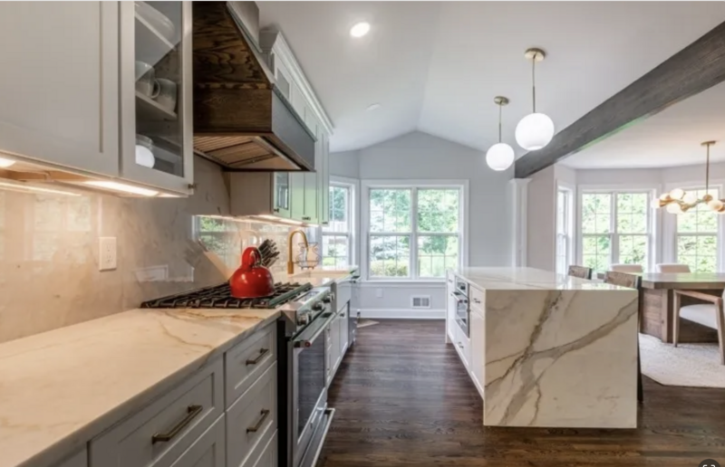 DRL Marble Kitchen staging