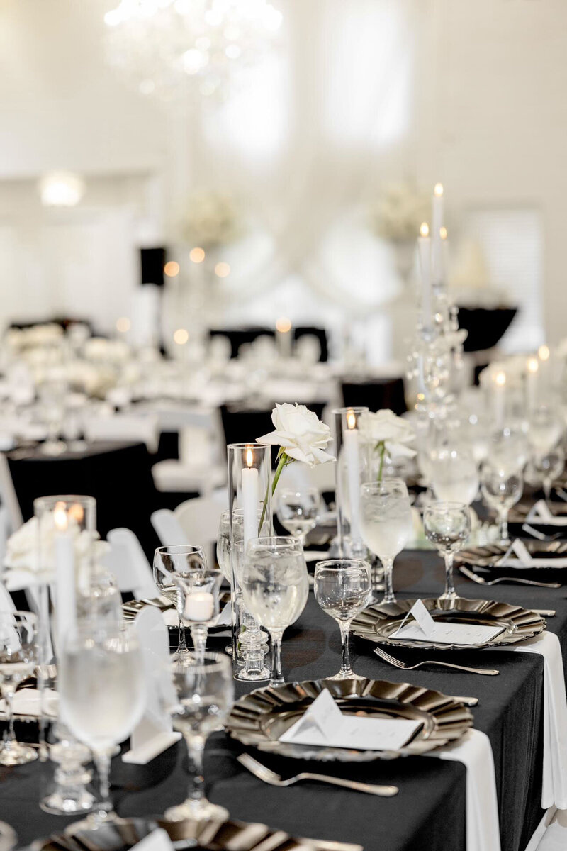 Indiana_Michigan_Wedding Planner_Lizton_Lizton Lodge_Estate_Editorial_Wedding Decor_Reception