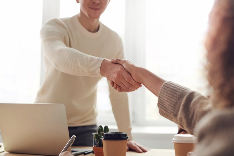 business-handshake-for-utah-small-business-attorney-and-law-firm