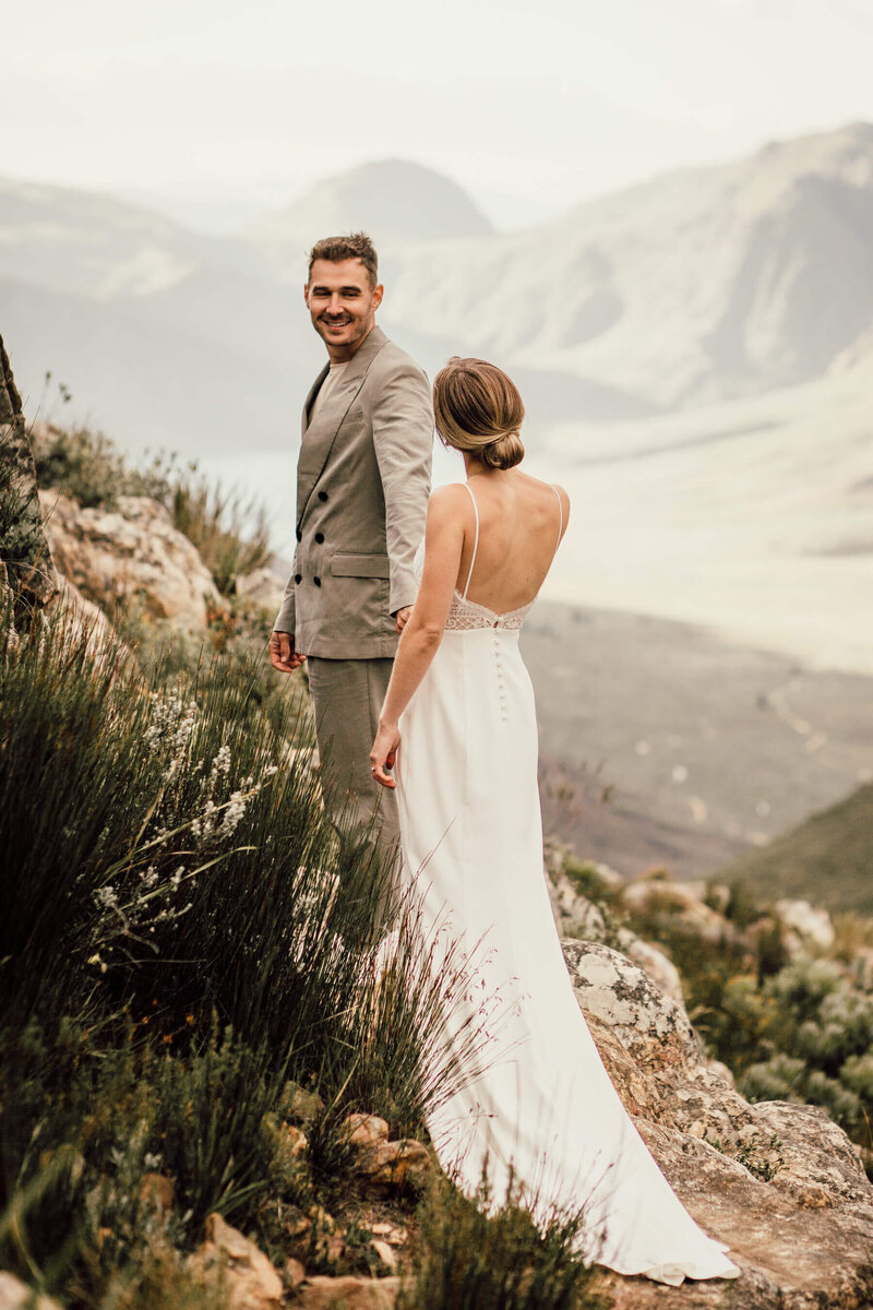 south-africa-elopement-wedding-hiking-photographer-06