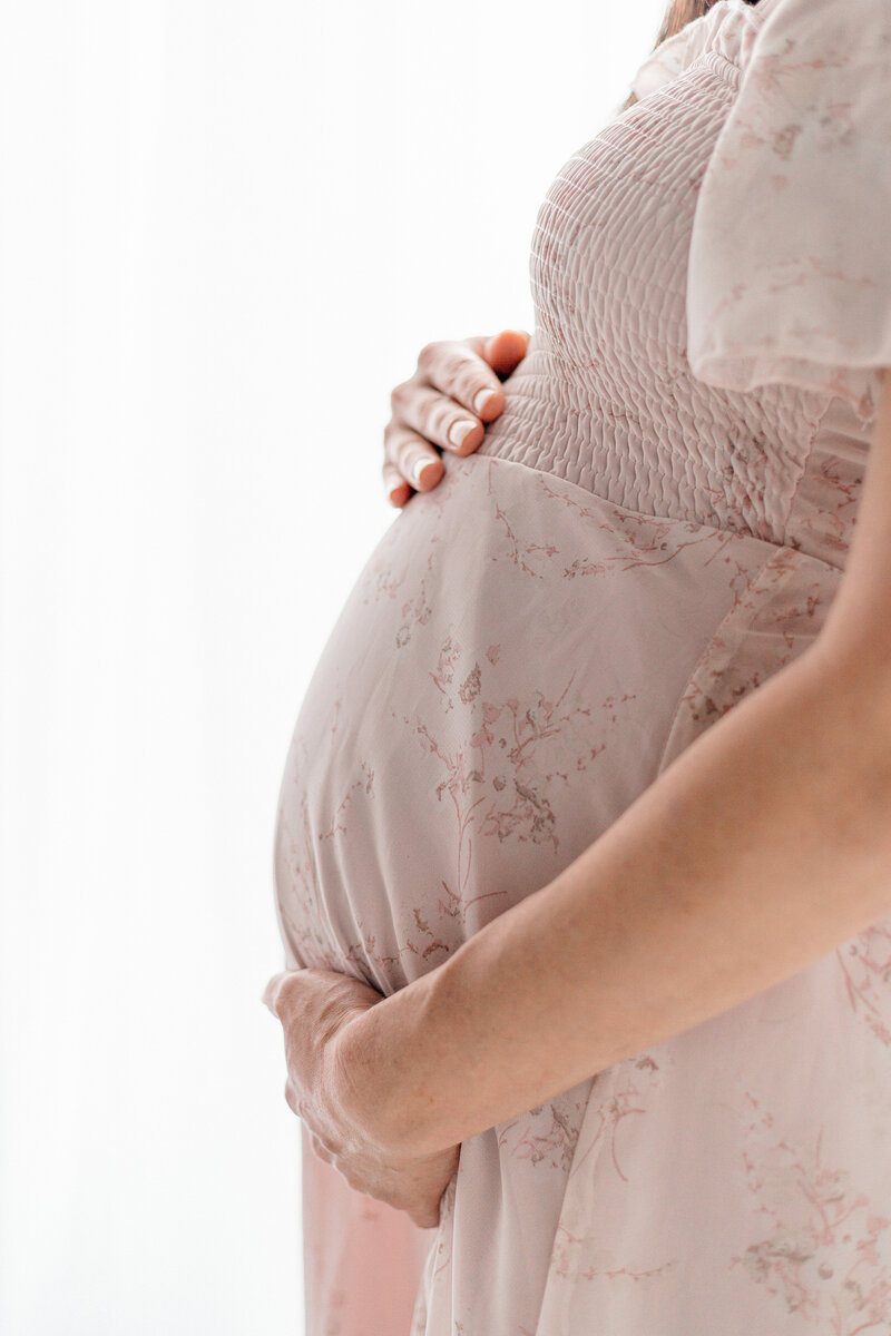 LL-Barlet-Maternity-Session-30