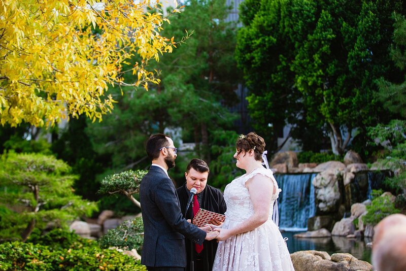 Japanese Friendship Garden Phoenix Wedding Venue_05