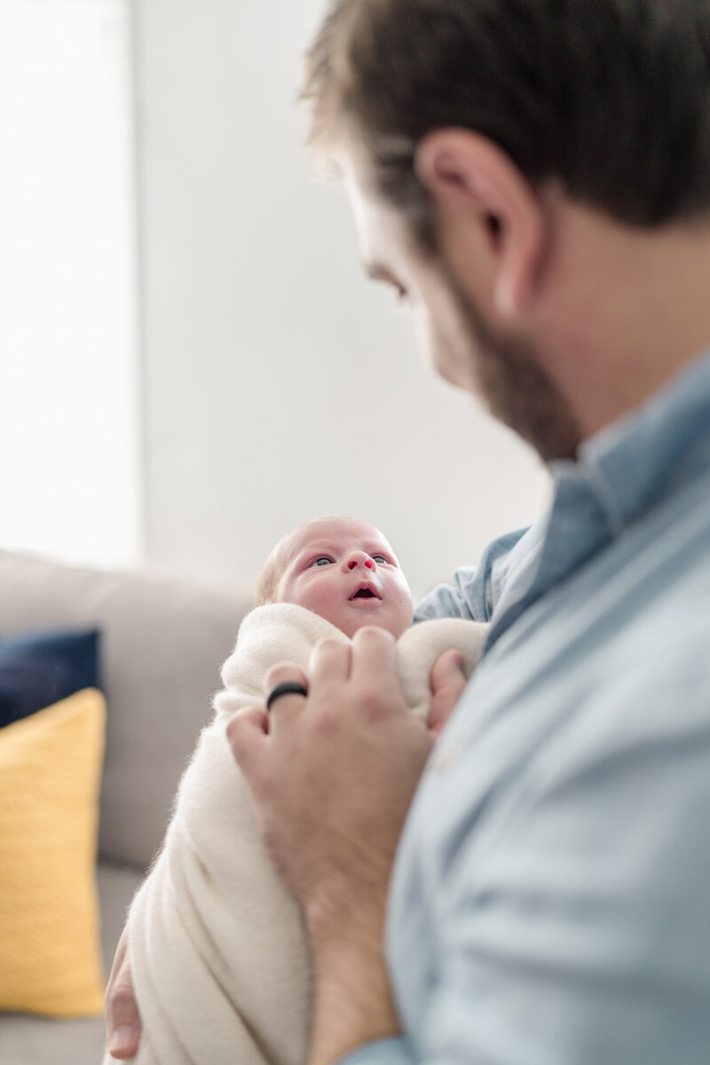 Old_City_Philadelphia_Home_Newborn_Photography-3