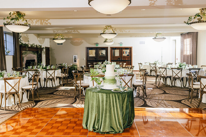remington ballroom luxury hotel wedding venue photos lodge at st edward