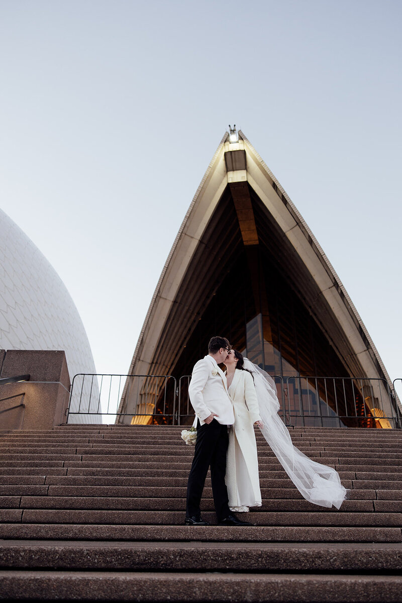 sydney-city-elopement-z&a-265