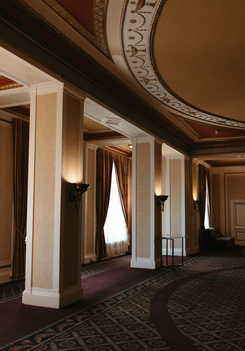 Bessborough_Wedding_Saskatoon_KaylaCassidyPhotography-15