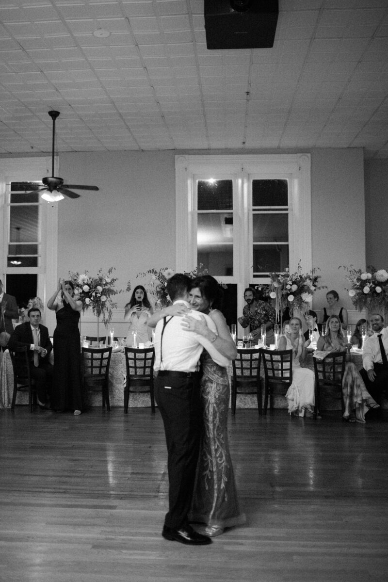 Gabe_Nichole_Wedding_2024955