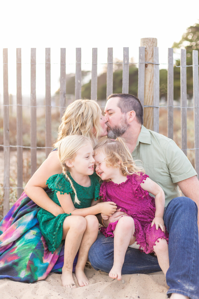 JanelleStephaniePhotography-Mandy'sFamilyPhotos-EastBeach_010