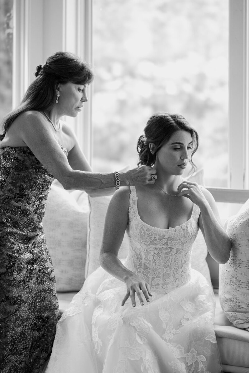 half-mile-farm-old-edwards-inn-summer-wedding-0036