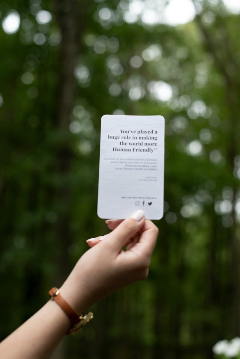 Curvd card