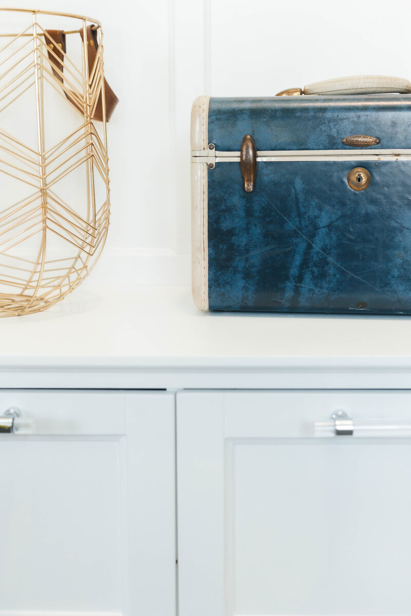 Lightbourne House Wall Decors & Drawers