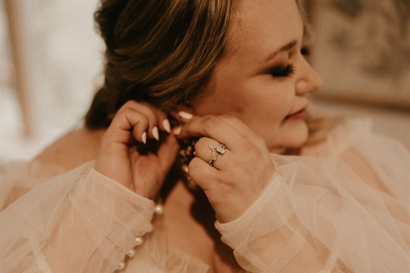 Bridal makeup artist