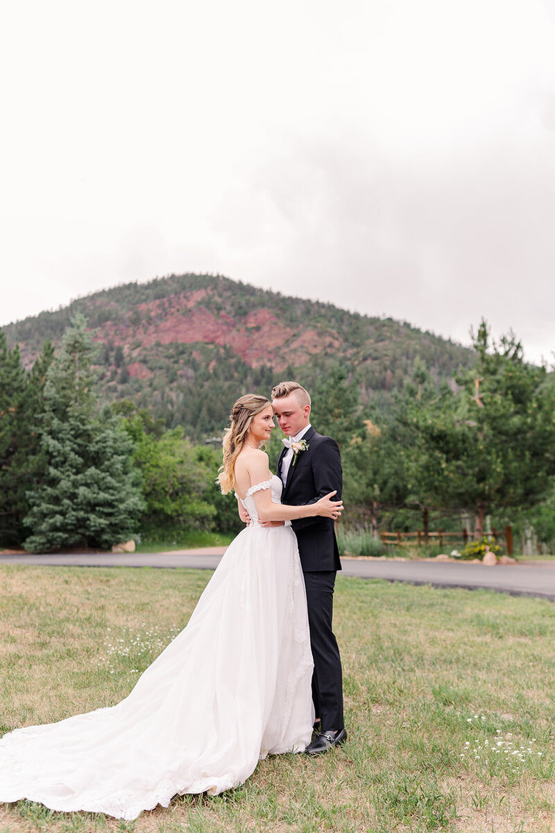 The Holt_s Wedding _ Marissa Reib Photography _ Tulsa Wedding Photographer-249