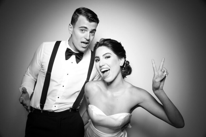 BlackAndWhitePhotoBooth-Fotably