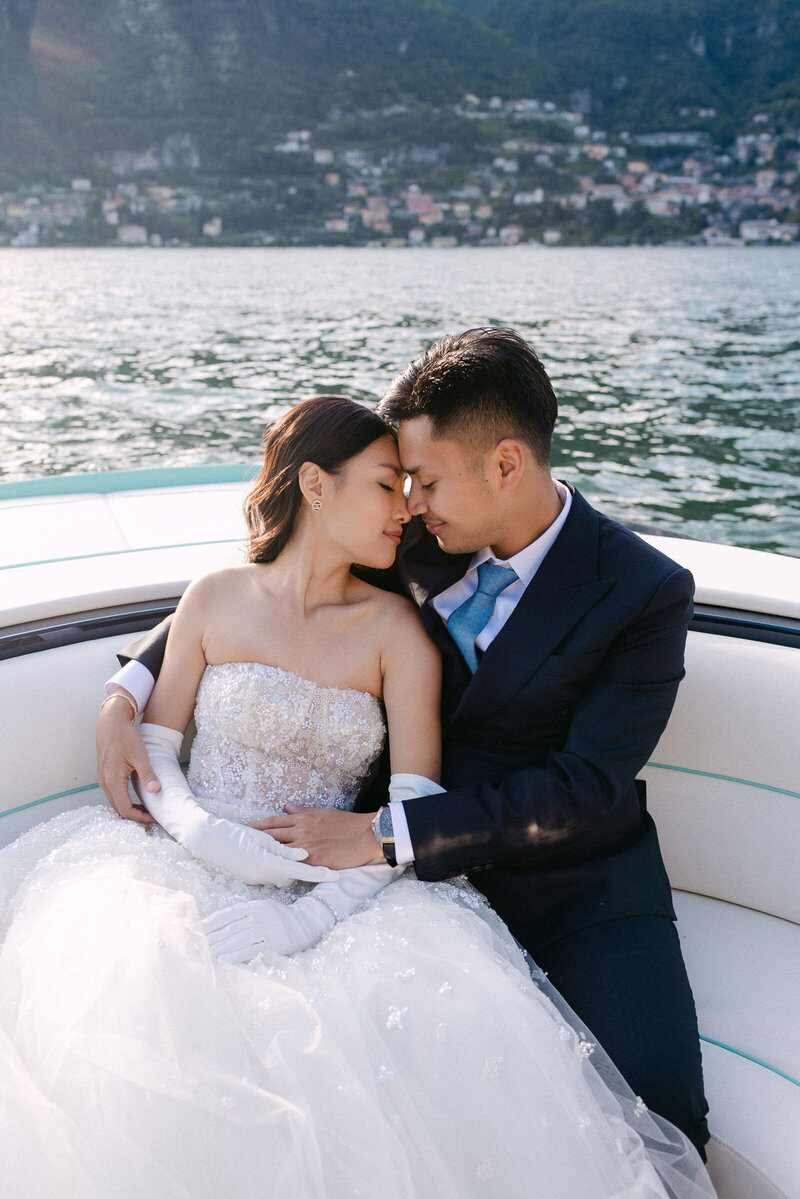 couple photoshoot lake como passalacqua hotel 40