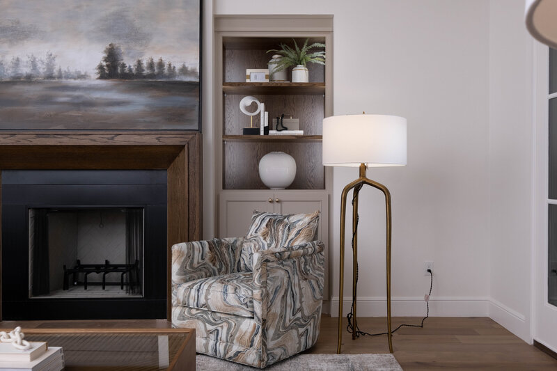 Discover the perfect pairing of Accent Chairs and accessories for your living room.