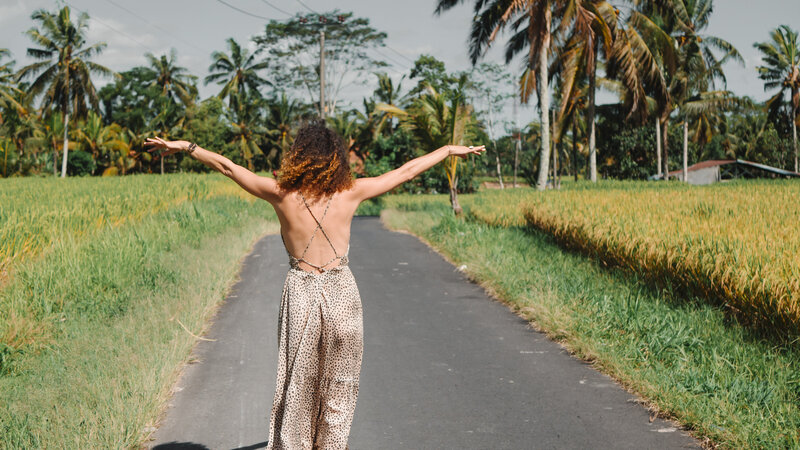 dr. eva yacobi tantra and embodiment coach for women in the rice fields of bali. 