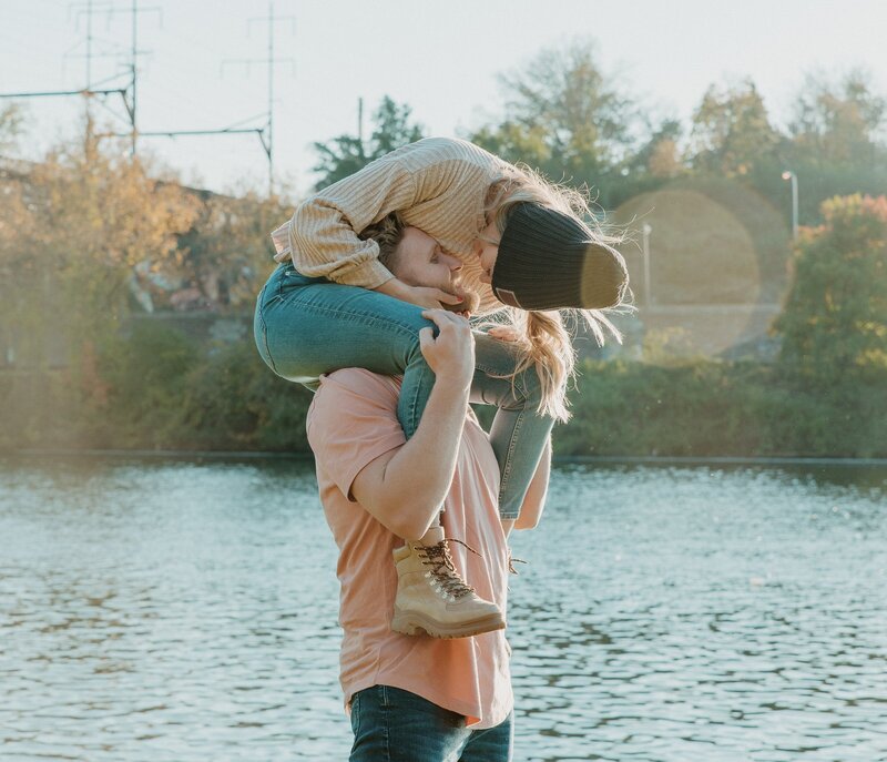 Engagement session in Philadelphia