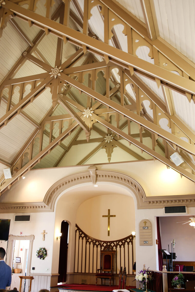 Ceiling of the church | Wedding Photography