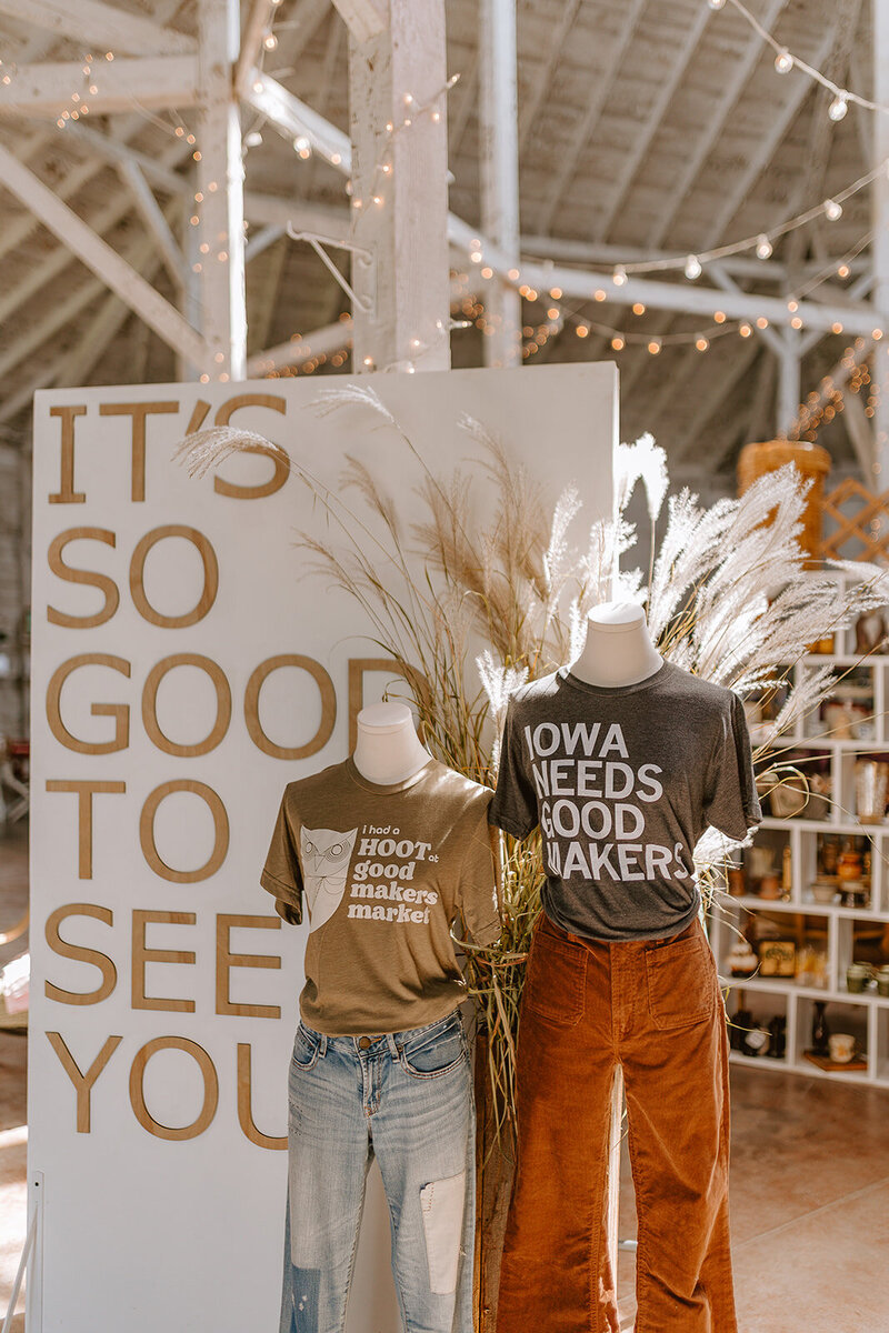 Eastern Iowa's Hippest Vintage and Handmade Market. Shop handmade artisan goods, score some amazing vintage, shop our on-trend mobile boutiques, eat from our delicious food trucks and listen to local live music.