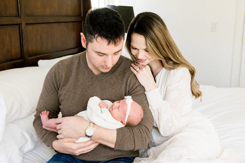baby pictures at home in nj -reneeashphoto