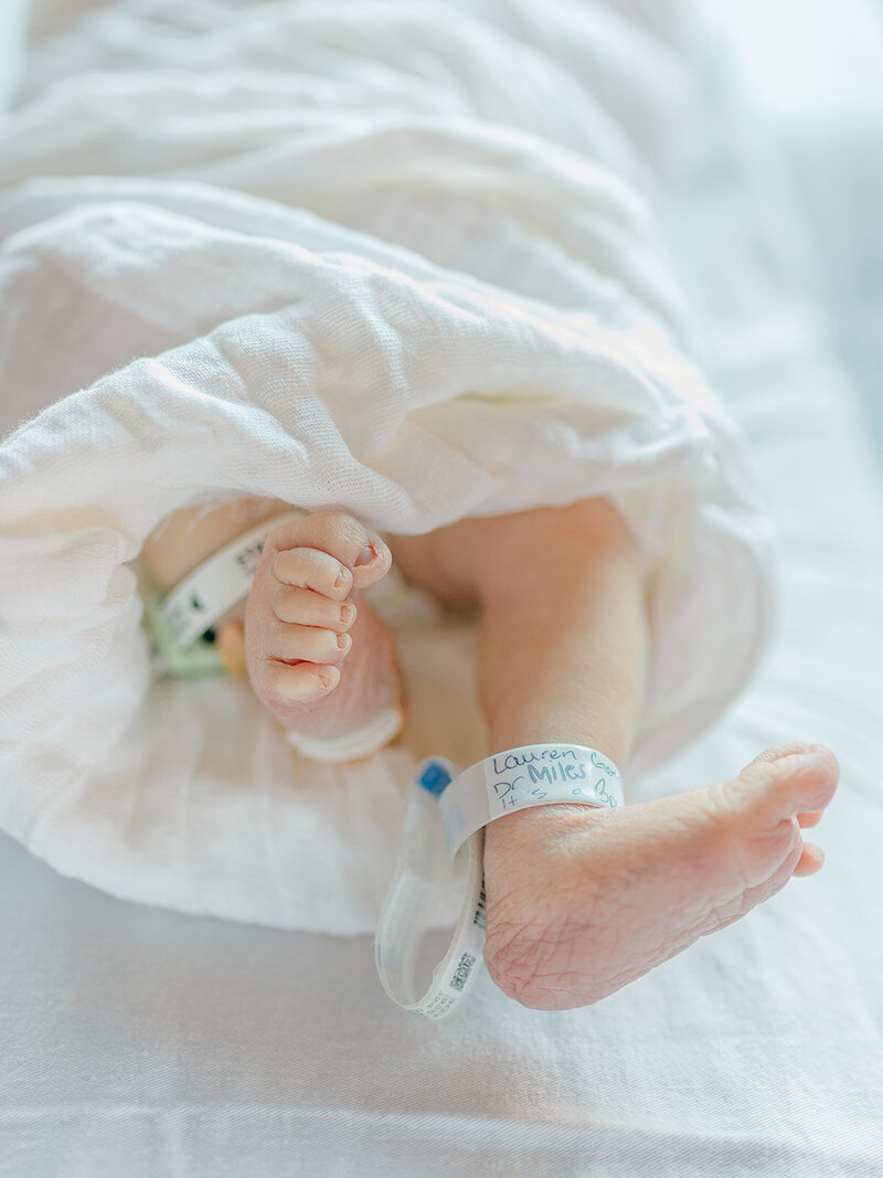 Newborn baby feet