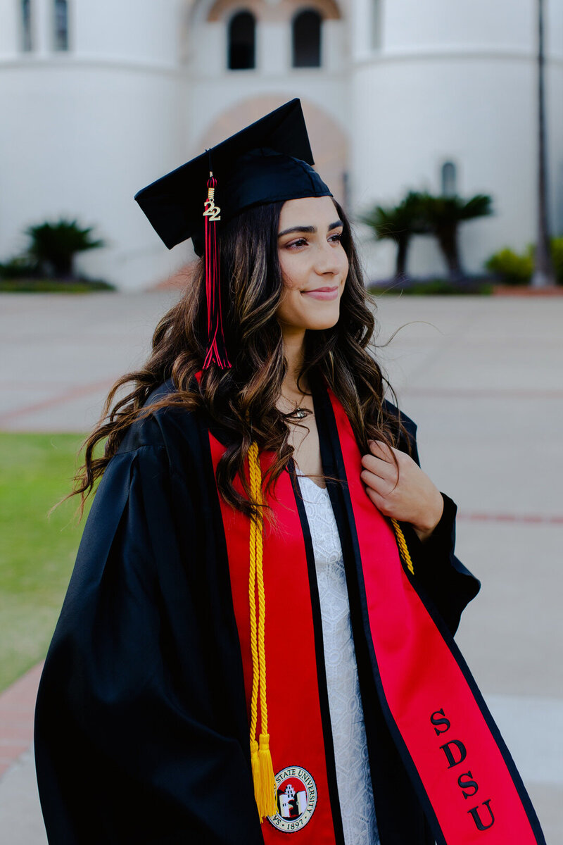 katherine-beth-photography-san-diego-grad-photographer-san-diego-graduation-photos-sdsu-grad-photos-san-diego-senior-graduation-photos_0005-1
