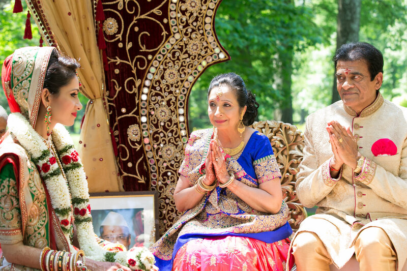 indian-hindu-pleasantdale-chateau-weddings-photography-by-images-by-berit-2765